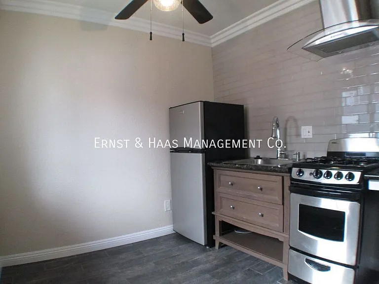 1125 Saint Marys Ct #1A — Photo 11