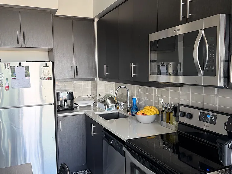 17 Zorra St #Penthouse 2405 — Photo 6