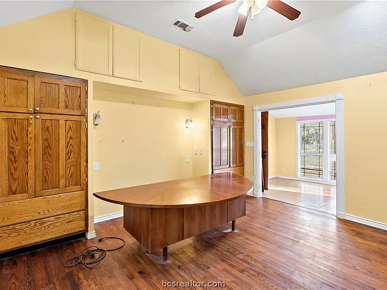 8111 S FM 2038 — Photo 13