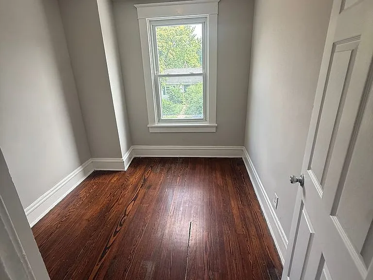 3208 5th Ave — Photo 18