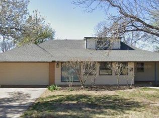 2820 Sunnybrook Ln, Enid, OK 73703