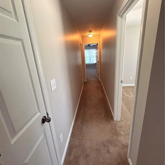 5706 Amberside Ln — Photo 32