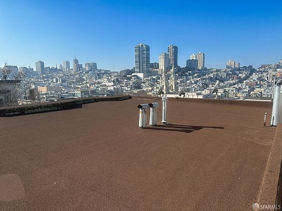 4th image of 500 Greenwich St