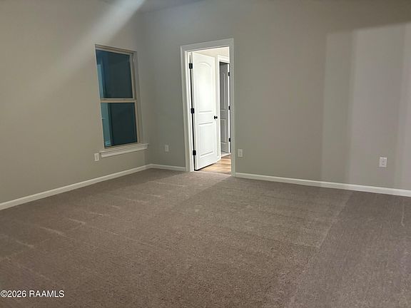 4th image of 7395 Alley Oak Ln