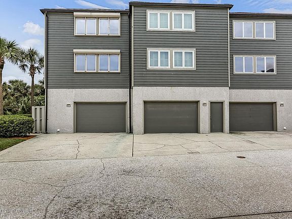 209 Sea Hammock Way