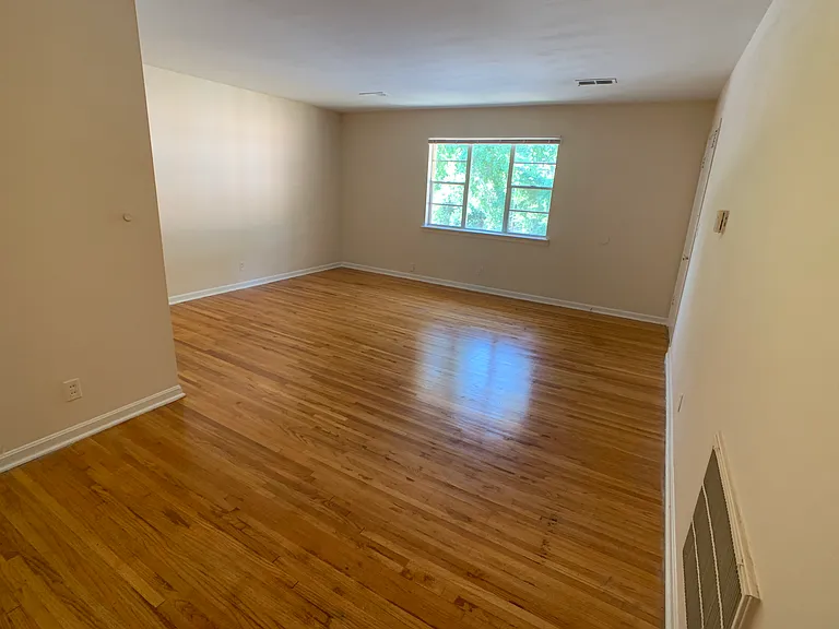 3339 Old Montgomery Hwy #C — Photo 30