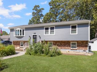 79 Reservoir St, Fall River, MA 02723