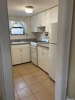5th image of 92-28 220th St #2F
