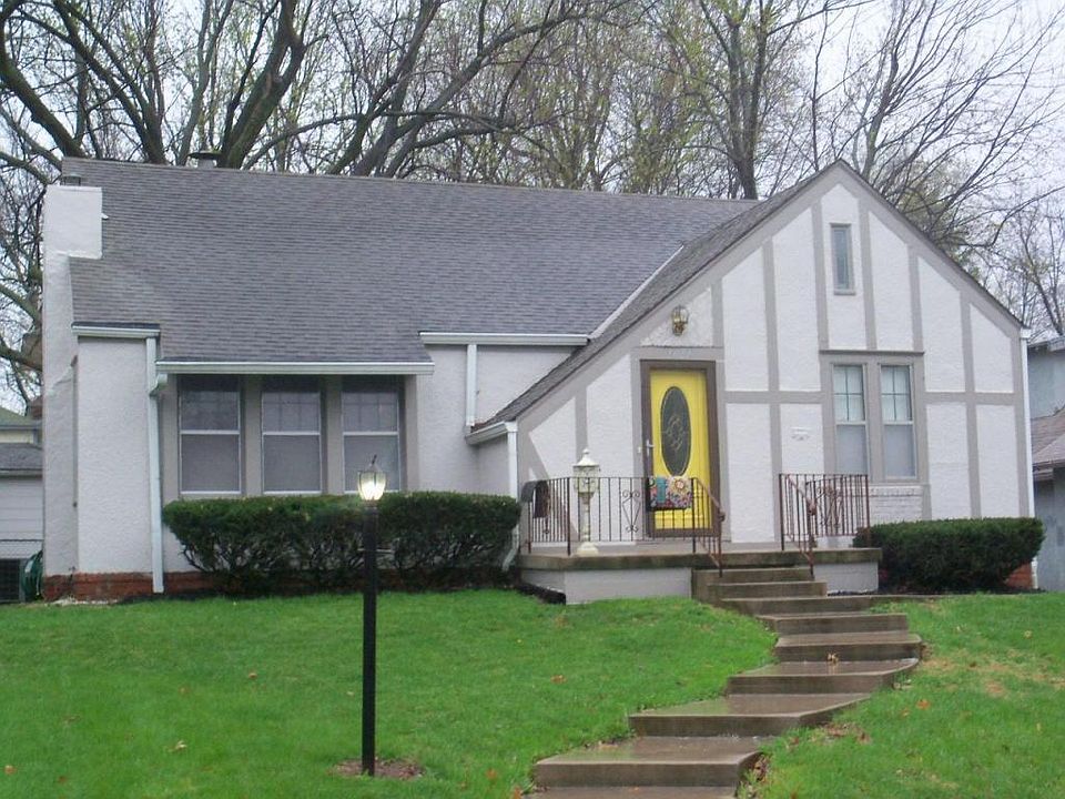 1st image of 2822 Renick St