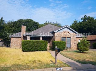 4222 Windhurst Dr, Arlington, TX 76015