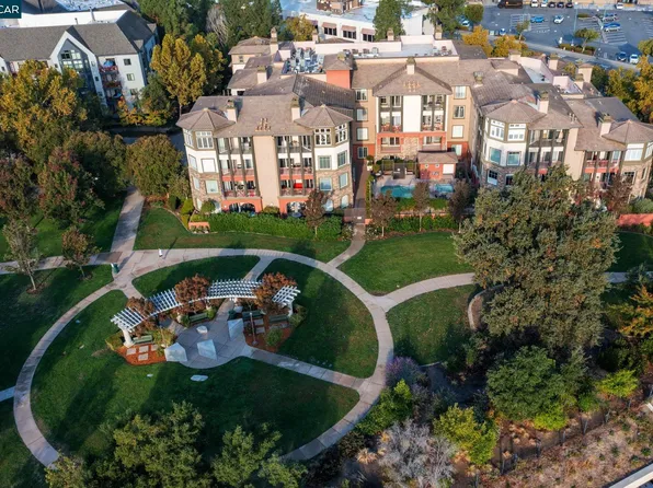 1800 Alma Ave APT 104, Walnut Creek, CA 94596