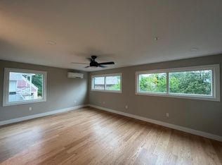 180 N Winooski Ave #C, Burlington, VT 05401