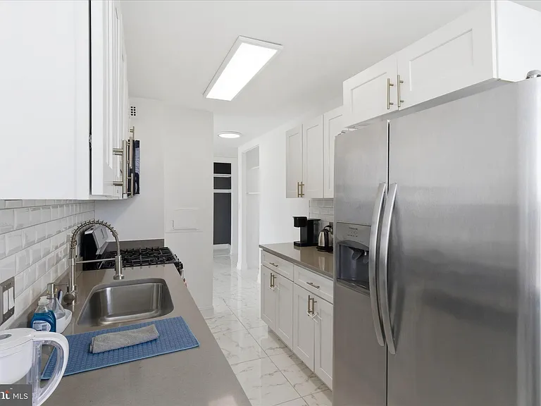 301 N Beauregard St #1105 — Photo 10