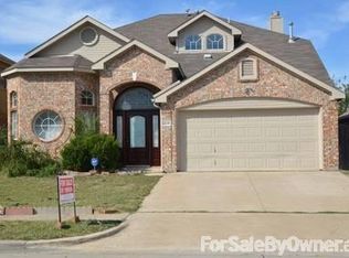 2038 Shepherds Glen Ln, Arlington, TX 76010
