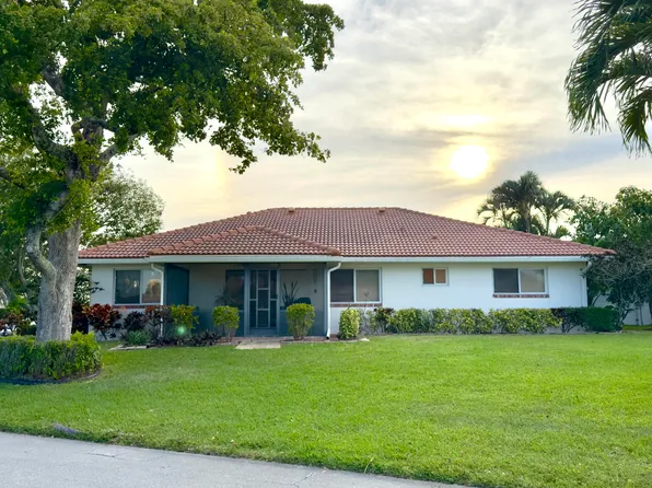 367 NW 42nd St, Boca Raton, FL 33431