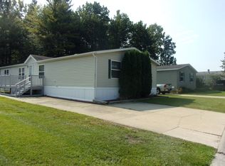 1811 Ponderosa Ave, Columbus, MI