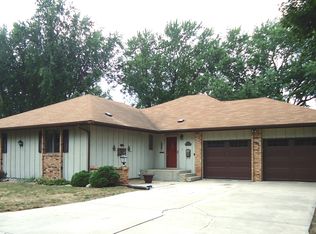 512 Swallum Dr, Storm Lake, IA 50588