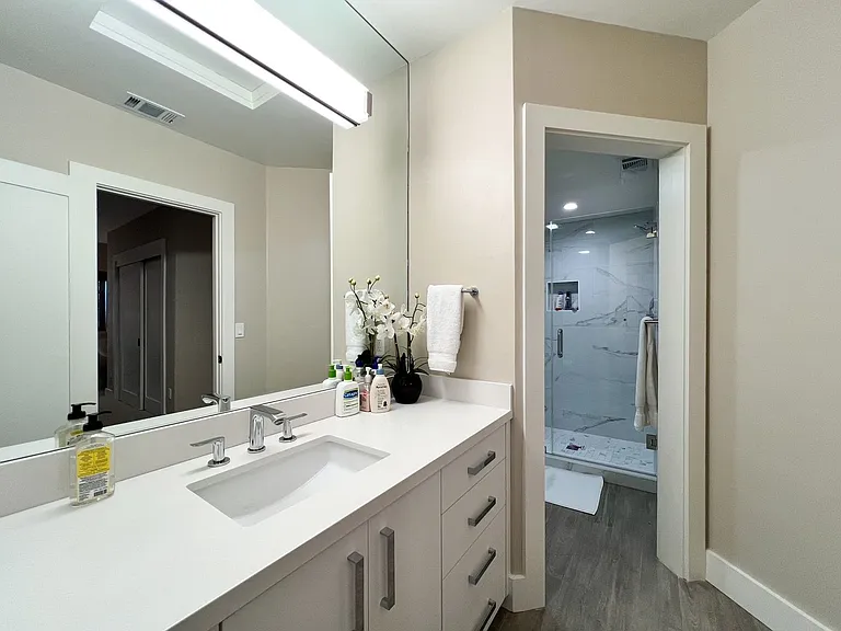 945 Augusta Cir — Photo 36