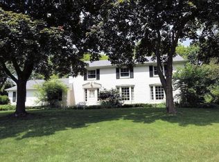 13330 Elmhurst Pkwy, Elm Grove, WI 53122