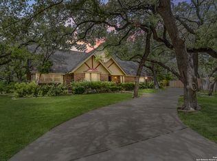 835 Fabulous Dr, San Antonio, TX 78216
