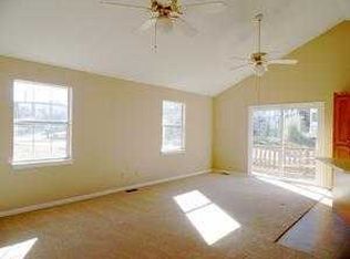 200 Center St, Greer, SC 29651