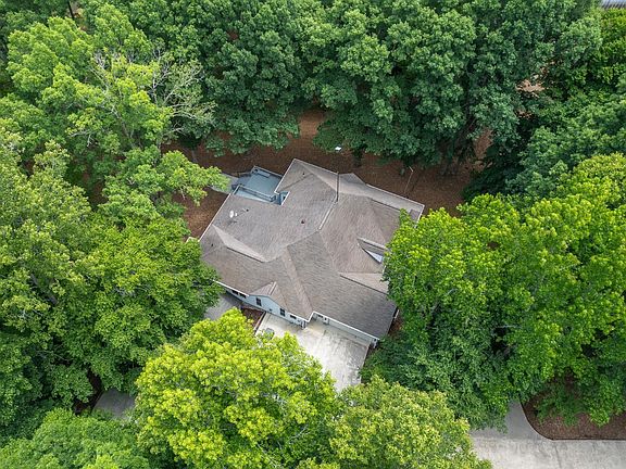 5th image of 3073 Jones Ferry Rd