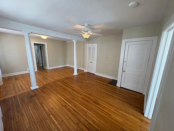 4th image of 1008 Beaconsfield Ave #1N