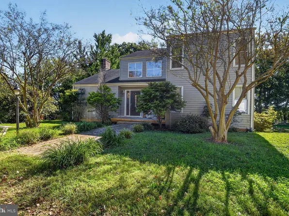 110 Old Landing Ct, Fredericksburg, VA 22405