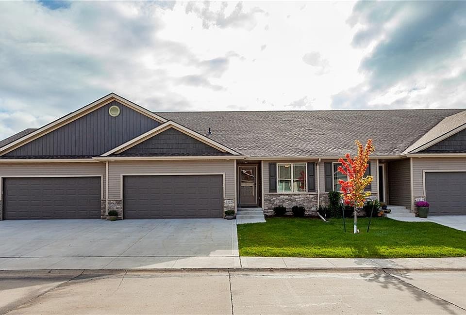 1st image of 1406 NE Falstaff Ln