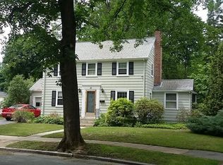 10 Saxon Rd, Worcester, MA 01602