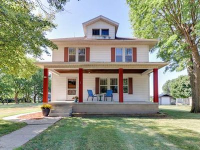 107 E Cobleigh St, Carlock, IL, 61725