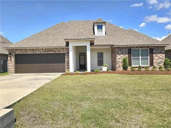 1804 Justin Dr, Covington, LA 70435