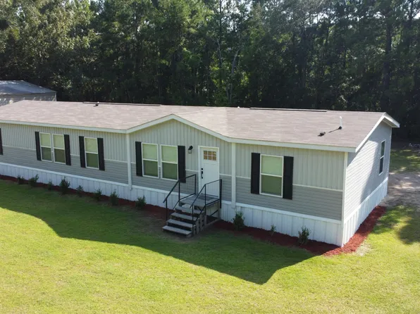 1012 Fairway Dr NE, Townsend, GA 31331