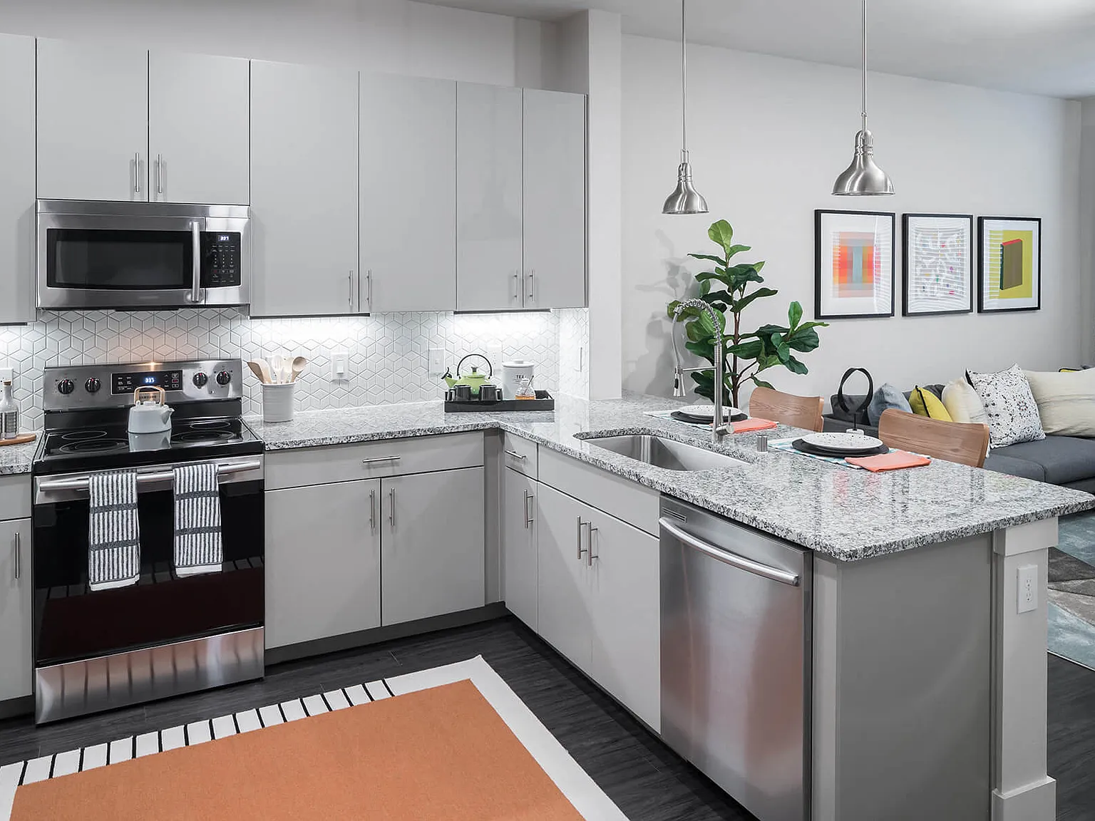 Jada Legacy Central Apartments — Photo 4