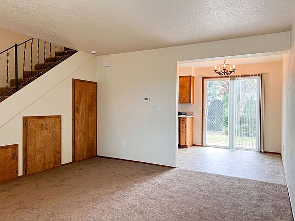 5th image of 155 S 8th St APT 6