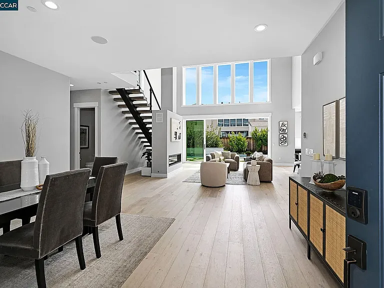 226 Akabane Ln — Photo 5