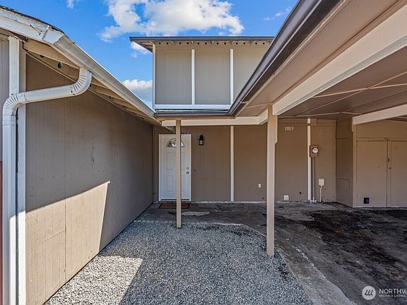 3rd image of 11813 SE 318th Place