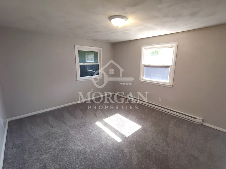 2310 E 5th St — Photo 5
