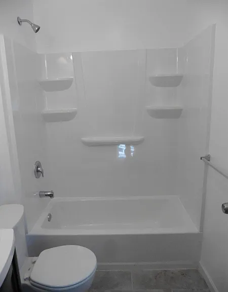 2028 Gless Ave — Photo 4