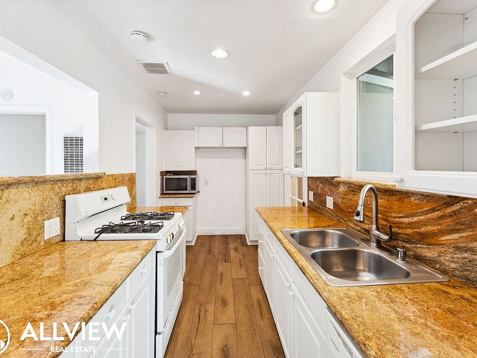 1st image of 119 23rd St #B