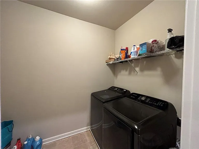 3566 Andover Way — Photo 34