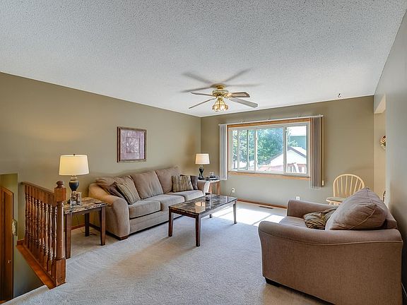 3rd image of 11743 Lasalle Cir NE