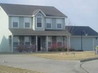 923 Jasara Cir, Baldwin City, KS 66006