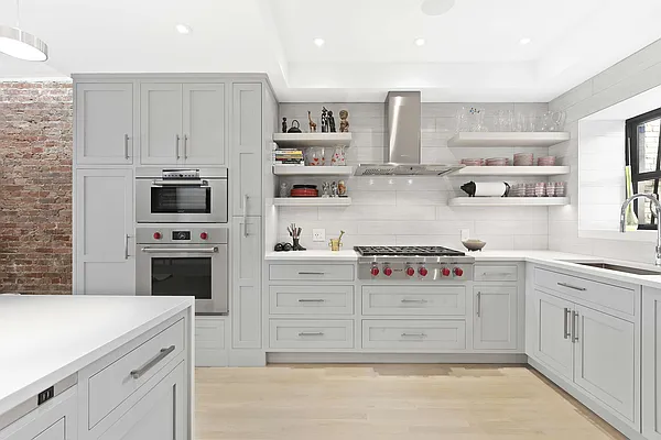 Sold by Compass | media 5