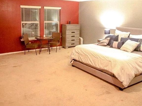 4th image of 17142 Plaistow Ct