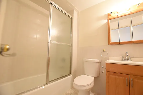 Rented by REAL New York | media 15