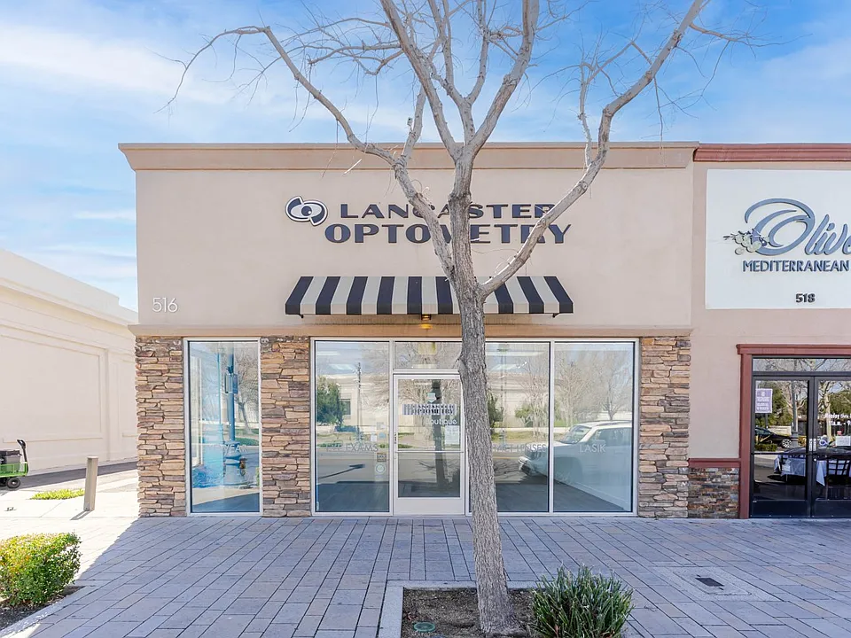 516 W Lancaster Blvd #1