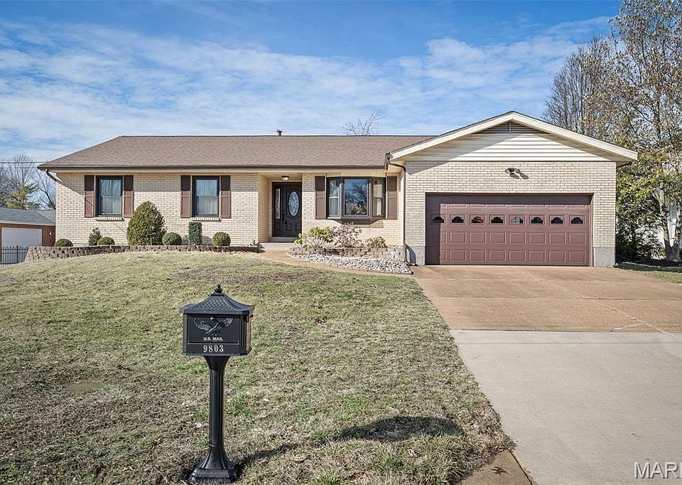 1st image of 9803 Hilltop Dr