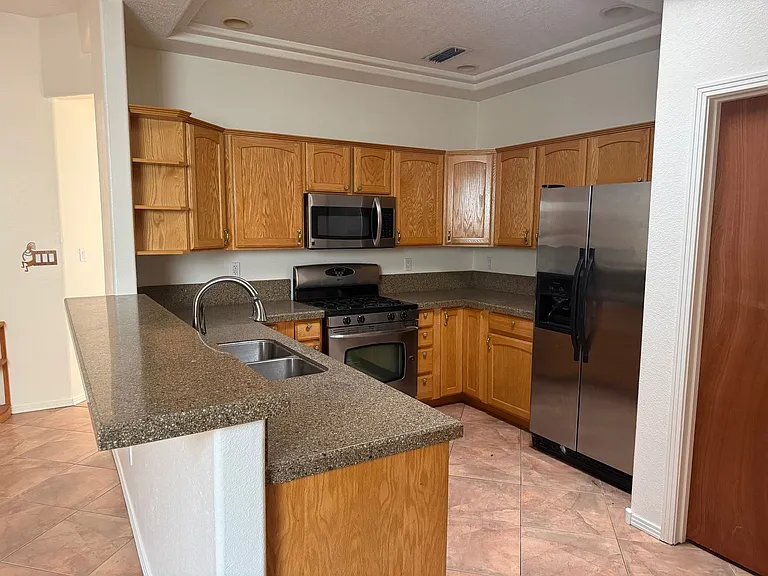 10133 Irbid Rd NE — Photo 5
