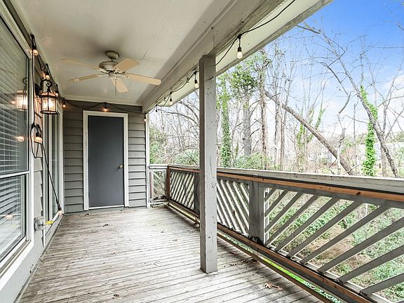 3rd image of 7435 Ashfield Ct